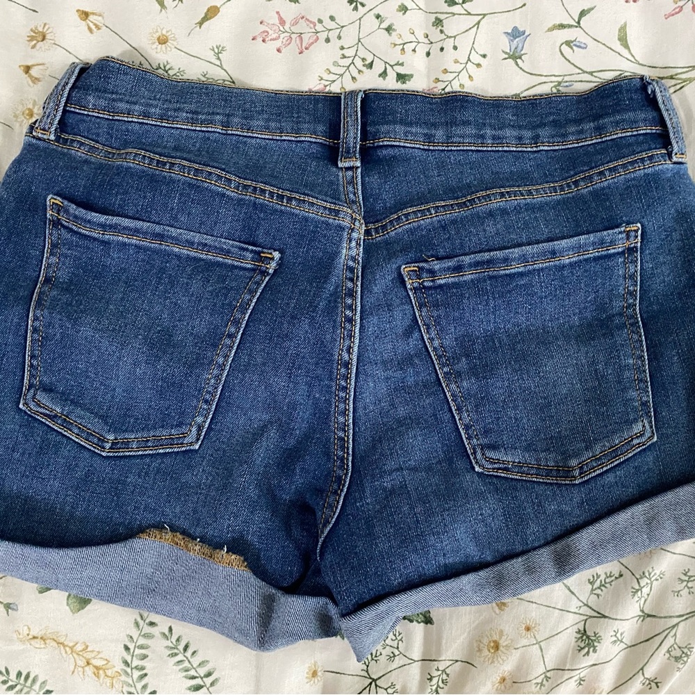 Old Navy denim shorts size 4